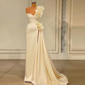 Exquisite Meerjungfrau Brautkleider Blumenapplikationen Spitze Brautkleider Vertikal Vestidos De Noite Maßgeschneidert für Frauen 05 YD 328 328