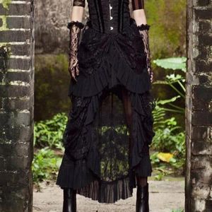 Kjolar gotiska steampunk långa kvinnliga vintage ruffles maxi kjol solid visar dansprestanda kostym (ingen korsett topp)