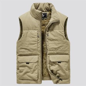 Winter Men's Cargo Vest Thick Fleece Warm Sleeveless Jacket Solid Color Tactical Vests Windproof Coat Men Work Waistcoat 6XL 240109