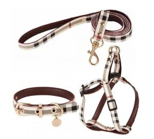 Harness Designer Dog Collar and Leasches Set Soft Justerable Printed Leather Classic Pet Collar Leash Set för små hundar Chihuahua Poodle