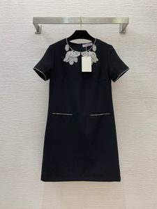 2024 Summer Black Solid Color Beading Dress Ivory Short Sleeve Round Neck Sequins Short Casual Dresses B4J09