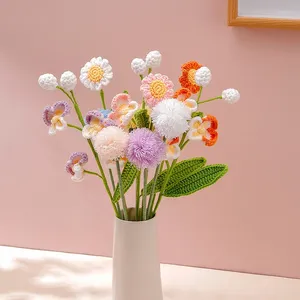 装飾的な花かぎ針編み人工花の花束蝶ruchid手編みの母の日ギフトウェディングテーブルデコレーション
