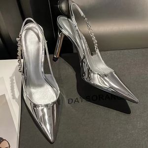 Błyszczące wysokie obcasy Slingback srebrne kobiety pompki metalowe kryształowe sandały spiczaste palce buty na pięcie buty sukienka imprezowa kobieta 240110