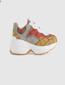 Designer di lusso serie multicolore Rhyton Uomo Donna Scarpe casual Scarpe da ginnastica taglia con 3545 mjkkk00018973000