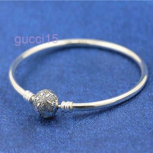 925 Sterling Silver Moments Pave Snowflake Clasp Smooth Bangle Bracelet Fits for European Bracelets Charms and Beads XMPY