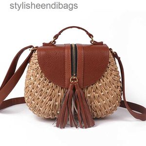 Axelväskor 2020 berömda designer damer vävda stickning messenger crossbody väskor nya sommar bohemiska kvinnor tofs strand strand axel bagstylisheendibags