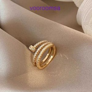 Projektant biżuterii Carter Classic Pierścienie dla kobiet i mężczyzn Nowe musujące diamentowe wielowarstwowe pierścionek z paznokci na Instagramie Womens z oryginalnym pudełkiem