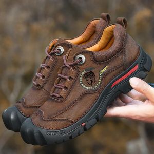 Outdoor Camping Hiking Shoes Men Genuine Leather Sports Sneakers Man Travel Casual Shoes Leisure Walking Climbing Men's Footwear 240109