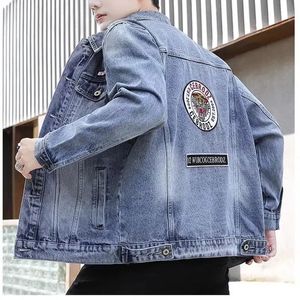 Giacca di jeans da uomo stampata nera streetwear giacca bomber ricamo primavera autunno giacca a vento blu Jean moda coreana allentata 240110