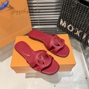 Luxury Slipper Slides Designer Kvinnor Sandaler Pool Kudde kudde klackar bomullstyg Casual tofflor Flat Comfort Mules Padded Front Strap Shoe