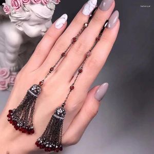 Dingle örhängen högkvalitativ mode 925 Streling Silver Black Red Crystal Long Tassel Drop Women Anniversary Party Fine Jewelry Gift