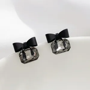 Stud Earrings 2024 Joker Korean Sweet Black Bowknot Women Fashion Senior Shiny Crystal Geometric Square Jewelry