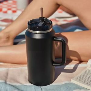 64oz Stainless Steel Coffee Cup Thermal Large Capacity Thermos Mug Tumbler with Handle Portable Travel Straw Cup Drinkware 240110