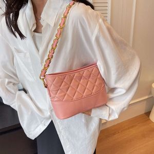 Evening bag Xiaoxiangjia Fashion Simple Style Crossbody Women's Bag Summer New Texture Diamond Checker Shoulder Bag Wandering Bag