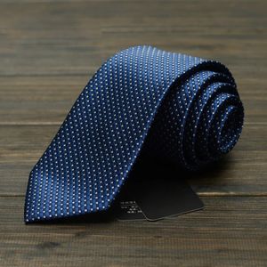 High Quality Navy Blue Plaid Ties for Men 7cm Designer Fashion Necktie Profession Interview Suit Formal Carvat Gift Box 240109