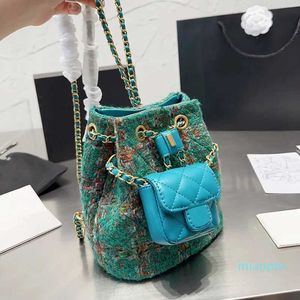 Designer Backpack Tweed Metal Chain Bag da moda Diamante feminina 2024 Classic Lattice ombros