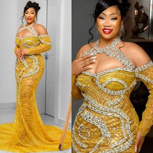 Amarelo Aso Ebi Vestidos de baile Plus Size Halter Frisado Rehinestones Sereia Vestido de noite formal para mulheres da Nigéria Ocasiões especiais Vestidos de festa de aniversário NL438