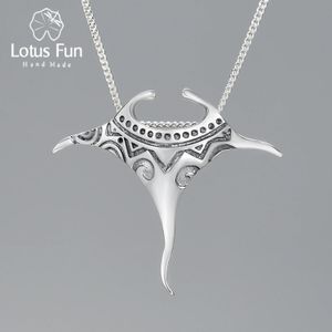 Kolyeler Lotus Eğlenceli Vintage Gerçek 925 STERLING Gümüş Manta Ray Balık Kolye Moda 18K Altın Zincirler ve Kolye Kadınlar için Güzel Takı