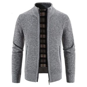 Men's Cardigan Solid Color Fleece Cardigan Zipper Knitted Jacket Sweater Winter Fleece Warm Skirt 240110