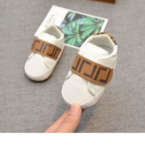 Scarpe da passeggio per neonato Scarpe da bambino firmate per bambini Ragazzi Scarpe da ginnastica con suola morbida Scarpe antiscivolo per ragazze in età prescolare morbide 0-6-12 mesi CSD2401106-6