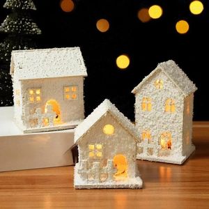 Decorazioni natalizie Casa in legno chiaro a led con cabina luminosa a fiocco di neve per regali di Natale per la casa