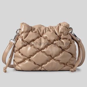 Torby na ramię modzie lingge kołdry wyściełane torebki designerskie kobiety luksusowy pu skórzany puffy crossbody mała torebka 2023tylishhandbagsstore