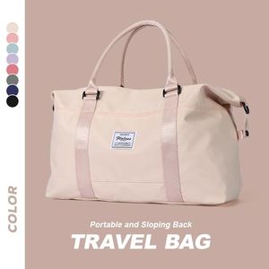 Saco de viagem Duffel Sports Tote Gym Bag Ombro Weekender Sacos de Noite para Mulheres com Trole Manga Dobrável Carry on Bag 240109