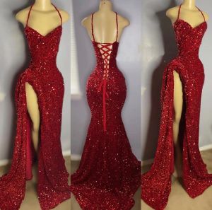 Paillettes rosse Abiti da ballo scuri 2024 Halter Corsetto alto con spacco sul retro Sirena Custom Made Plus Size Celebrity Party Ball Gown Abiti da sera formali Vestidos