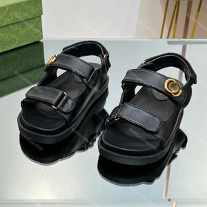 Designer sandaler tofflor man kvinnor skor sandaler hög kvalitet plattform skjutreglage guld spänne tryck läder casual hook loop sko quiltad sommarstrand avslappnad 35-42