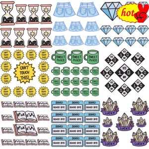 10 Stück viele Aufnäher für Kleidung, Buchstaben-Sets zum Aufbügeln, Großpackung, Klebeband, süßes Diamant-Anime-Nähen, bestickte Designer-Jacke