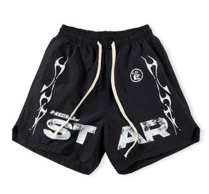 Pantaloncini da spiaggia casual firmati Hellstar Short Summer Leisure Rilassato Confortevole Stili diversi Pantaloni con stampa di lettere Streetwear Running Uomo e donna a8