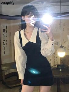 Tepeli Uzun Kollu Mini Elbiseler Kadınlar için Kore Moda Tarzı Sevimli Seksi Peter Pan Yakası Aline Sahte 2 PCS Rahat Vestidos Chic 240111