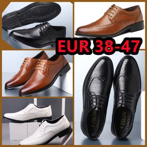 Hett kvalitet Luxury Men's Shoes Mens Designer Dress Leather Shoes Mens Business Formal Wedding Party Shoes Size38-47