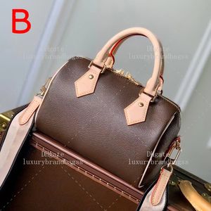 Boston Bag Designer Женщины Crossbode Bag 20 см подушки сумки 10А качество Mini Duffel Bag с коробкой l009a