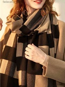 スカーフ2023女性用ウールの格子縞のスカーフカシミアパシュミナ冬の温かいショール女性格子縞のポンチョレディース厚いタッセルスカーフQ240111