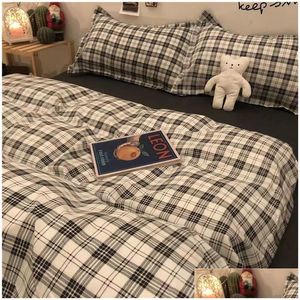 Sängkläder sätter Nordic Grid duvet er set med sängkläder kudde 220x240 quilt 4 st/3 st mode cformer säng linne droppleverans Hom dhe5g