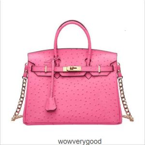 Designer Bags Luxury Fashion Totes Baotou Layer Cowhide Handbag Ostrich mönster äkta läder kvinnors väska stor affär fritidsäck