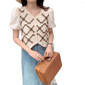 Kvinnors blusar kort ärm mode blommig broderad spetsskjorta sommar v-ringning fransk stil retro design topp lady chiffon blus