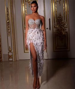 2024 Luxury Sheath Prom Dress Sweetheart Pearls Feathers Crystal Tea längd Kvällsnattklänningar Formella festklänningar Abendkleider Robe de Soiree