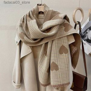 Schals Doppelseitiger Kaschmirschal Herbst Winter Damen Love Heart Plaid Fashion Damen Langer, verdickter, warmer Strickschal Hijab Stola Q240111