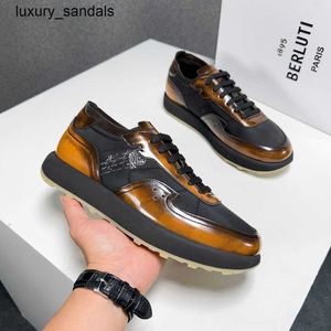 Berluti Męskie skórzane trampki Top Berluti Nowe męskie cielę skórzane nylonowe patchwork Low Top Sports Buty scritto wzorzyste kontrastowe kolor Casual RJ