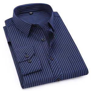 Plus stor storlek 8xl 7xl 6xl 5xl 4xl Slim Fit Mens Business Casual Long Sleeved Shirt Classic Striped Male Social Dress Shirts 240110