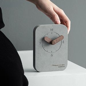 Nowoczesne amerykańskie minimalistyczne biurko zegar zegara wahadła Zegar Zegar studencki Sypialnia Mute Creative Bedside Clock 7 Kolory Opcjonalne 240110