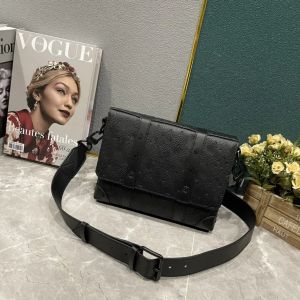 Designer-Umhängetaschen für Herren und Damen, mattschwarze Farbe, kleine klassische Handtasche, geeignet für den Alltag, modisch und passend