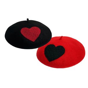 Damer Handcraft Wool Feel Love Heart Design Söta roliga målare mössor mössa justerbara kvinnor söt basker hatt