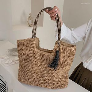 Akşam çantaları bayanlar büyük saman püskül tarafı kadınlar için 2024 hit moda yaz moda omuz çantası bayan çanta ve cüzdan plaj tohumları