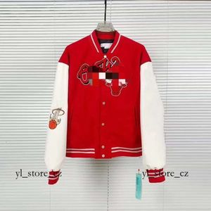 Off White Jacket AC MILANS Off Brand Высококачественное пальто Любители мужчин и женщин Ow Heavy Industry Вышитая шерсть с сращенными кожаными рукавами Модный тренд Бренд Off White 8684