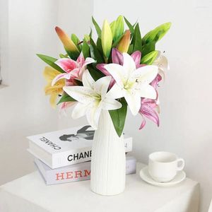 Fiori decorativi Bellissimi fiori artificiali finti fai da te Decorazione per piante Bouquet di margherite Accessori per feste