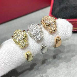 Hot New Sterling Sier Sier Full Diamond Leopard Ring Lady Personality Trend Brand Jewelry Party Gift