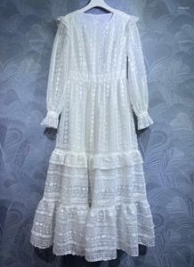 Casual Dresses Top Qualität 2024 Herbst Langes Kleid Frauen Allover Applikationen Blumenstickerei Ärmel Weiß Grün Maxi Vestidos XXL